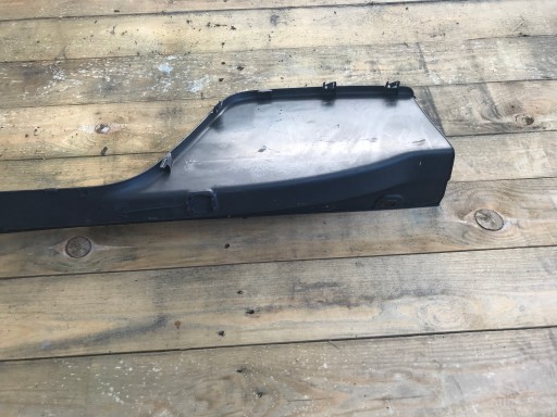 НАКЛАДКА ЗАДНЕГО БАМПЕРА 2H7807512A VW AMAROK