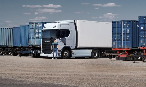 ОРИГИНАЛЬНАЯ ВОДИТЕЛЬСКАЯ ФУТБОЛКА SCANIA ALL THE HEAVY SIZE L