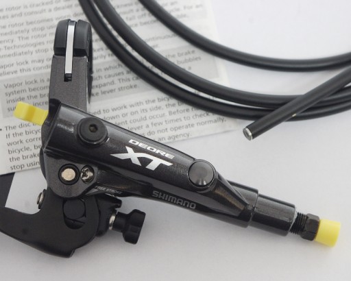 Комплект гидравлических тормозов Shimano Deore XT BR-M8020 / BL-M8000