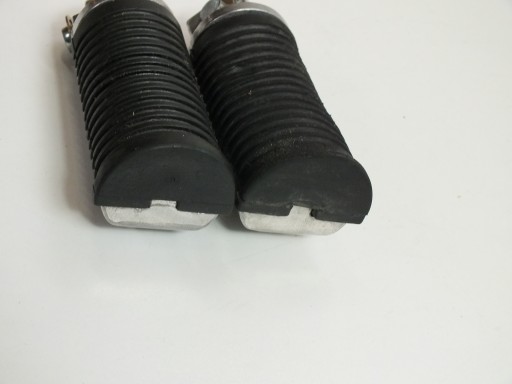 ПОДНОЖКА SUZUKI GS GT GSX 125 185 250 380 400 550