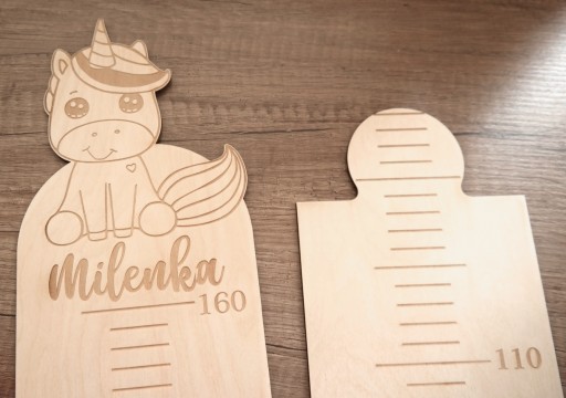 ДЕРЕВЯННЫЙ ИЗМЕРИТЕЛЬ РОСТА с именем ребенка Зося.