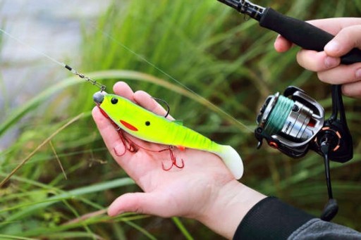Savage Gear Cannibal 17,5 см — флуоресцентный желто-зеленый (ограниченный выпуск)