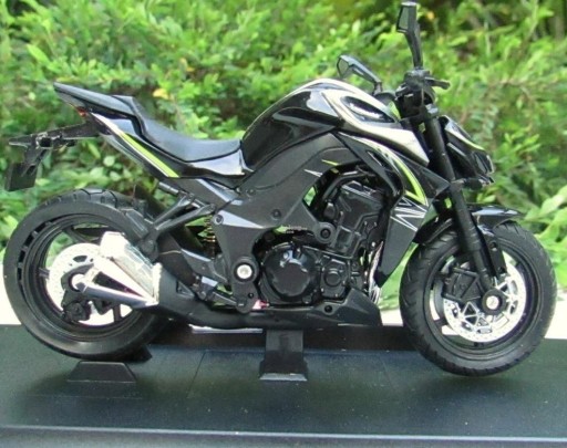 KAWASAKI Z1000 R Edition 2017 1:18 модель Welly