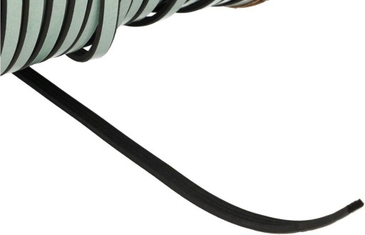 USZCZELKA E SAMOPRZYLEPNA USZCZELNIAJĄCA DO DRZWI OKIEN 10x4mm 100M CZARNA