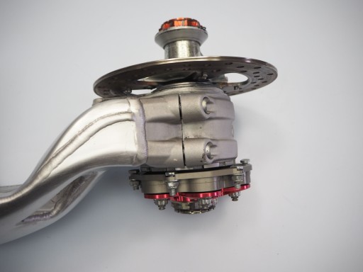 DUCATI 1098 S 07-08 ЗАДНИЙ МАЯТНИК + ОСЬ + ДИСК