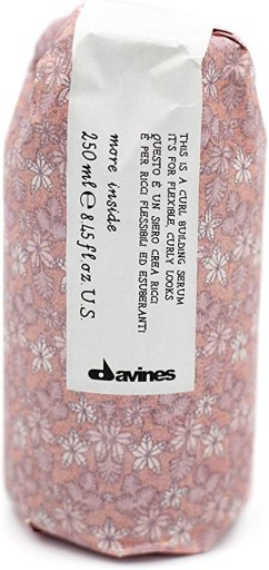 Davines Curl Building Serum, подчеркивающий локоны