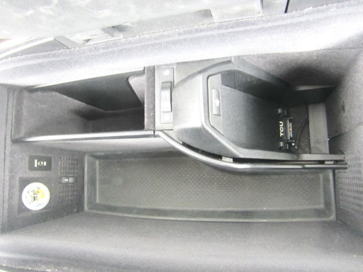 Podłokietnik panel Idrive tunel przedni przód BMW E65 LIFT LCI