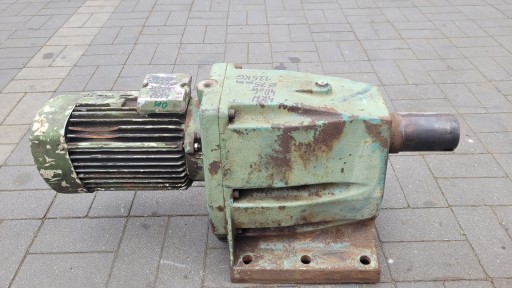 Przekładnia motoreduktor VEM 4KW 40 obrotów