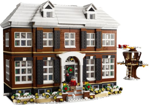 LEGO Ideas 21330 — Один дома