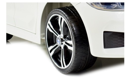 ОРИГИНАЛЬНЫЙ ПУЛЬТ ДИСТАНЦИОННОГО УПРАВЛЕНИЯ ДЛЯ АВТОМОБИЛЯ BMW 6 GT АККУМУЛЯТОРНЫЙ