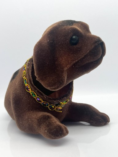 PRL DOG ​​СОБАКА С КИВАЮЩЕЙ И ДВИГАЮЩЕЙ ГОЛОВОЙ ГАДЖЕТ ДЛЯ УКРАШЕНИЯ АВТОМОБИЛЯ