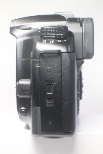 Пленочная зеркальная камера Canon EOS 7 Eye Control EF 28–105 мм F3,5–4,5 USM с зум-объективом