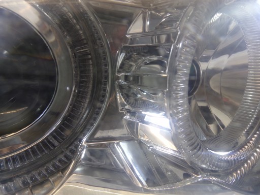 КОЛЬЦО ПЕРЕДНЕГО ФОНАРЯ ПРАВОЕ OPEL VECTRA C (1) (K)