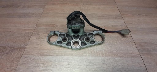 YAMAHA FZR 1000 89-96 ВЕРХНЯЯ ПОЛКА