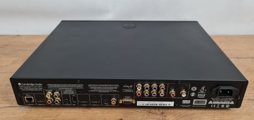 Cambridge Audio Azur 751BD — проигрыватель Blu-Ray/DVD/CD/SA-CD + пульт дистанционного управления