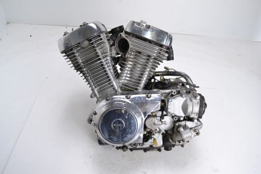 SUZUKI VS 750 INTRUDER 85-91 двигатель