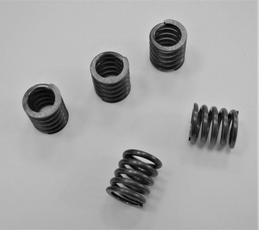 SPRĘŻYNA NACISKOWA d=1,8 * Dz=12 * L=14 - 5 szt.
