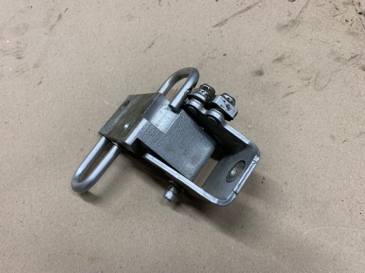 VW TOURAN И ПЕТЛЯ ДВЕРИ ЛЕВАЯ ЗАДНЯЯ 1T0833411A