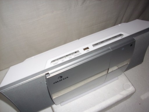 Стереосистема V-20-DAB, Bluetooth,NFC,CD,USB,MP3,FM, DAB+/FM.