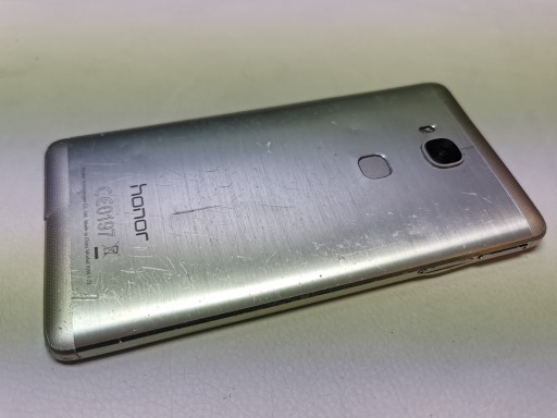 HONOR 5X KIW-L21 ПОВРЕЖДЕН