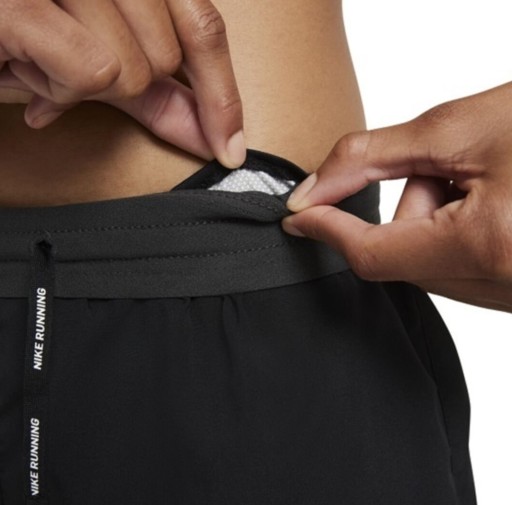 Женские шорты для бега Nike черные DRI FIT размер M