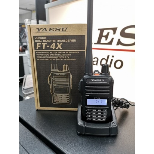 YAESU FT-4XE РАДИО УКВ/УВЧ мощностью 5 Вт + ПРОГРАММАТОР PL