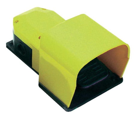 Ножной переключатель с крышкой PX-10110 (IP53) Pizzato