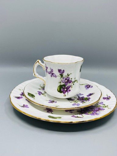 Hammersley Victorian Violets. Anglia. Fiołkowe trio.