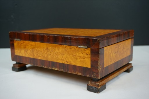 Шкатулка, шкатулка, шкатулка, кап, арт-деко, 1943 год.