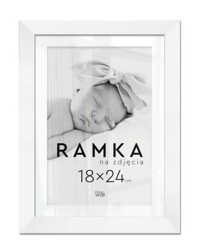 Белая фоторамка 18х24 см. Фоторамка