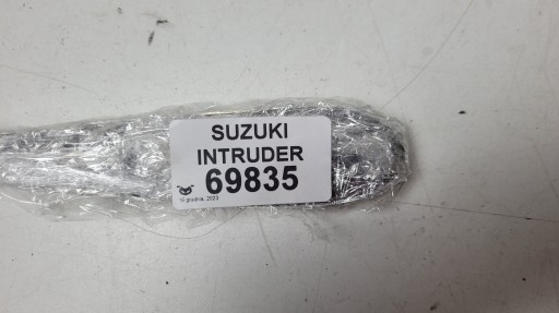 ЭМБЛЕМА ПРАВОГО БАКА SUZUKI INTRUDER