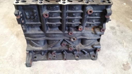 VW GOLF V 5 2.0 SDI БЛОК ДВИГАТЕЛЯ BDK 038103021CF