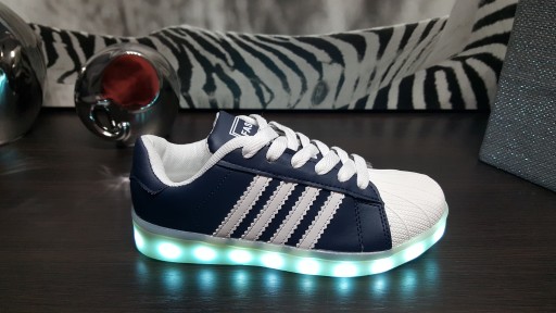 Спортивные кроссовки со светодиодной подсветкой GLOWING NAVY/WHITE USB 38