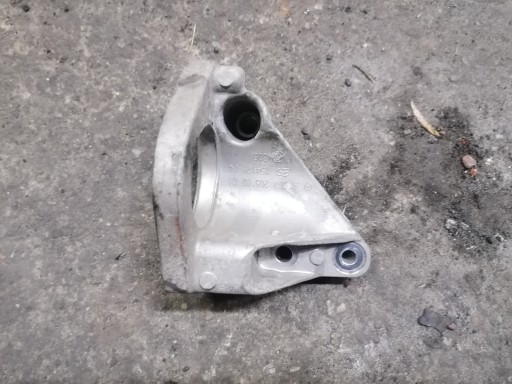 ОПОРА ВАЛА MERCEDES W176 1.5 CDI A6072050201