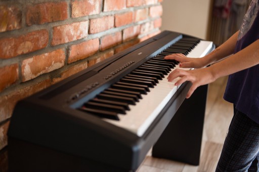 Стойка для пианино Roland FP-10, БЕЛАЯ