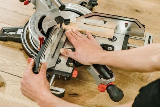 НАСАДКА ДЛЯ ЦИРКУЛЯРНОЙ ПИЛЫ С ФУНКЦИЕЙ ПОДАЧИ METABO KGSV 72 XACT SYM