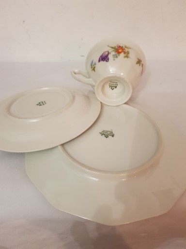 Фарфоровая чашка и тарелки от Trio Rosenthal Maria.