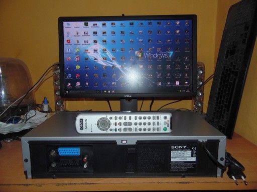 Magnetowid Sony SLV-SE840 Hi-Fi Stereo Smart Engine 6-głowicowy z pilotem