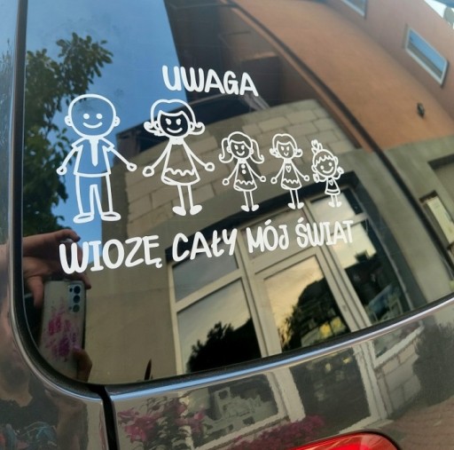 Naklejka na auto RODZINA Dzieci Wiozę Cały Mój Świat *WZORY *KOLORY *23cm