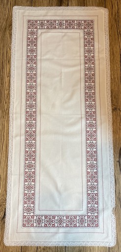 Винтажная кружевная скатерть 55х135