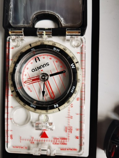 Kompas magnetyczny Suunto SS004252010