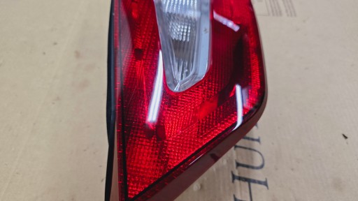 FORD GALAXY MK2 MK3 III 2006 - 2010 ROK PRZEDLIFT LAMPA PRAWA TYLNA Z KLAPY