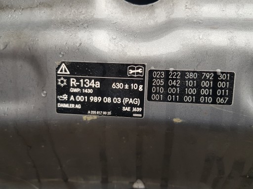 MASKA POKRYWA SILNIKA MERCEDES-BENZ A205 W205 14 15 16 17 ORYGINAŁ OE OEM