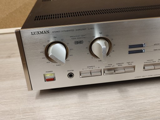 Усилитель LUXMAN L-410 после обслуживания