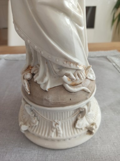 Matka Boska Maria Duża porcelanowa figurka XIX w.