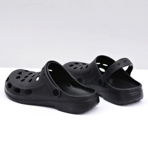 Шлепанцы Kroksy Black Foam для садового бассейна 38