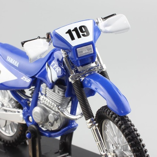 YAMAHA TT-R250 базовая модель 1:18 Maisto