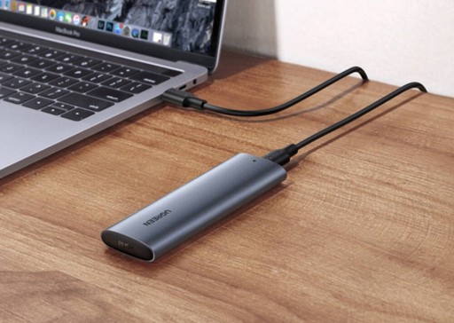 Корпус для привода UGREEN CM400