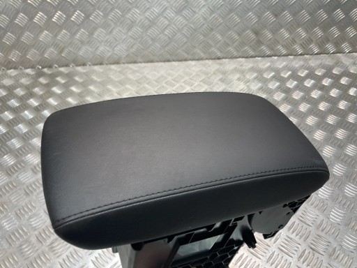 ПОДЛОКОТНИК SUZUKI VITARA II 15-