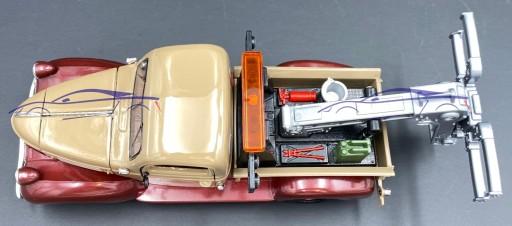 Пикап Plymouth 1941, модель 1:24 Motormax 75342